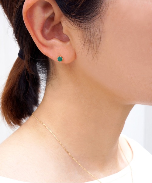 anq.（アンク）の「「anq.」SV925・レインボームーンストーン/シトリン/グリーンオニキス/アマゾナイト/ロンドンブルートパーズ/ロードライトガーネット　ピアス（ピアス（両耳用）・レディース・ブルー/クリアイエロー/ライトブルー/ホワイト/グリーン/ピンク・ONE SIZE）」の2枚目の写真