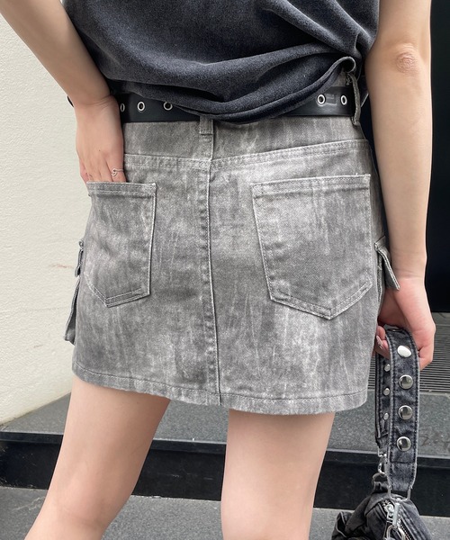 ROGER AND RAW(ロジャーアンドロウ)の「ベルト付きムラ染めショートスカパン ミニスカート ショートパンツ(スカート・レディース・スミクロ/ホワイト・SMALL/MEDIUM)」の10枚目の写真