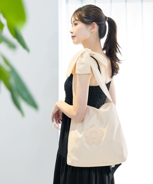 パフィーリボンデイジーパッチトート MARY QUANT ONLINE SHOP｜マリークヮントオンラインショップ