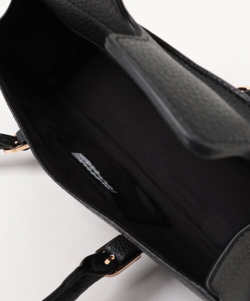 BARRETTA(バレッタ)の「フラップ2WAYボストンバッグ(ショルダーバッグ・レディース・ブラック/ベージュ/オレンジ・FREE)」の5枚目の写真