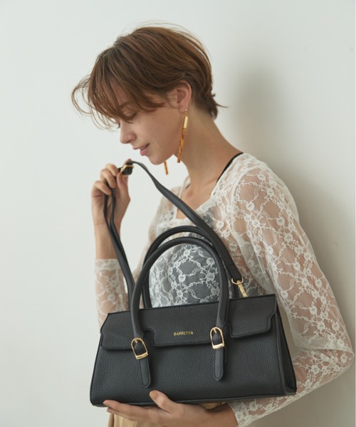 BARRETTA(バレッタ)の「フラップ2WAYボストンバッグ(ショルダーバッグ・レディース・ブラック/ベージュ/オレンジ・FREE)」の18枚目の写真