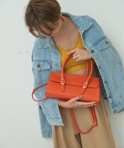 BARRETTA(バレッタ)の「フラップ2WAYボストンバッグ(ショルダーバッグ・レディース・ブラック/ベージュ/オレンジ・FREE)」の8枚目の写真