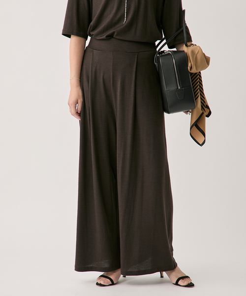VERMEIL par iena（ヴェルメイユパーイエナ）の「wool 100 jersey tuck パンツ（その他パンツ・レディース・ブラック/ブラウン・FREE）」の11枚目の写真