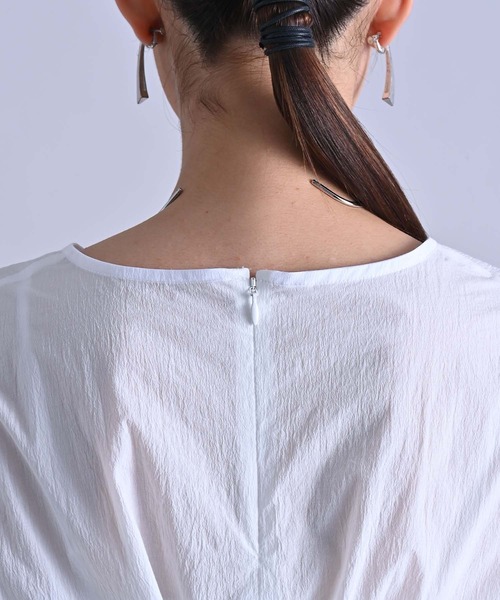 RAW FUDGE（ローファッジ）の「ラッフルビスチェブラウス（シャツ/ブラウス・レディース・オフホワイト/ブラック・M）」の17枚目の写真