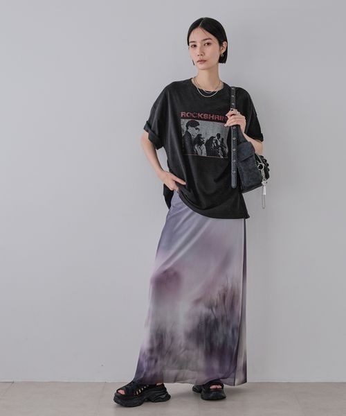 JEANASIS(ジーナシス)の「ROCKSHRINEヴィンテージ TEE/586509(Tシャツ/カットソー・レディース・チャコールグレー/ブラック/レッド/ホワイト・FREE)」の5枚目の写真