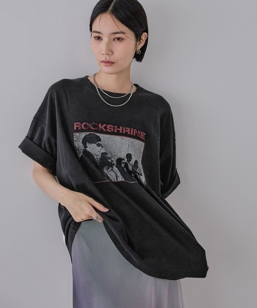 JEANASIS(ジーナシス)の「ROCKSHRINEヴィンテージ TEE/586509(Tシャツ/カットソー・レディース・チャコールグレー/ブラック/レッド/ホワイト・FREE)」の6枚目の写真