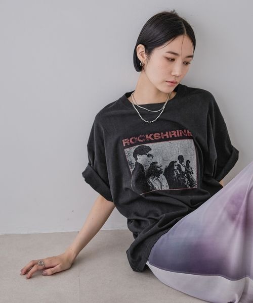 JEANASIS(ジーナシス)の「ROCKSHRINEヴィンテージ TEE/586509(Tシャツ/カットソー・レディース・チャコールグレー/ブラック/レッド/ホワイト・FREE)」の8枚目の写真