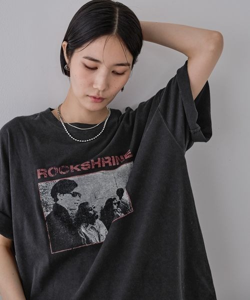 JEANASIS(ジーナシス)の「ROCKSHRINEヴィンテージ TEE/586509(Tシャツ/カットソー・レディース・チャコールグレー/ブラック/レッド/ホワイト・FREE)」の9枚目の写真