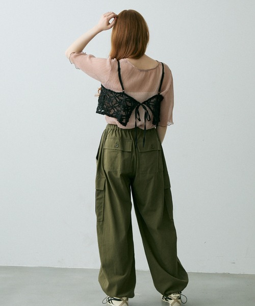 Crisp（クリスプ）の「フラワーシアーレースキャミ（キャミソール・レディース・ブラック/アイボリー・FREE）」の7枚目の写真