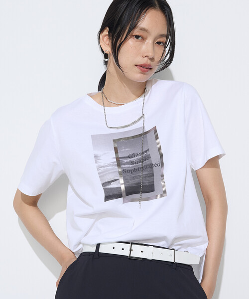 COMME CA（コムサ）の「スーピマコットンポンチ フォトTシャツ（Tシャツ/カットソー・レディース・ネイビー/ホワイト/グレイッシュベージュ/ブラウン・9号/11号）」の12枚目の写真