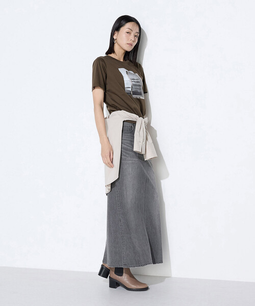 COMME CA（コムサ）の「スーピマコットンポンチ フォトTシャツ（Tシャツ/カットソー・レディース・ネイビー/ホワイト/グレイッシュベージュ/ブラウン・9号/11号）」の9枚目の写真