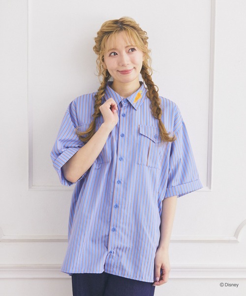 Disney(ディズニー)の「ズートピア/ジュディ/ストライプシャツ(シャツ/ブラウス・メンズ・ブルー・FREE)」の2枚目の写真