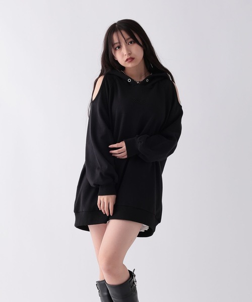 repipi armario（レピピ アルマリオ）の「カタアキフードミニワンピース（ワンピース・キッズ・ブラック系その他/ピンク系その他/ブラック・LARGE/MEDIUM/SMALL）」の2枚目の写真