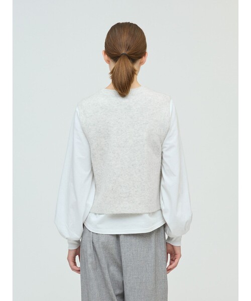 mizuiroind（ミズイロインド）の「mizuiro ind ブークレクルーネックベスト（ベスト・レディース・ブラック/チャコールグレー/オフホワイト・FREE）」の10枚目の写真