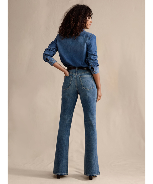 Banana Republic(バナナリパブリック)の「ハイライズ スリム ブーツカットジーンズ(デニムパンツ・レディース・インディゴブルー/ライトインディゴブルー・6/4/2/0/00)」の9枚目の写真