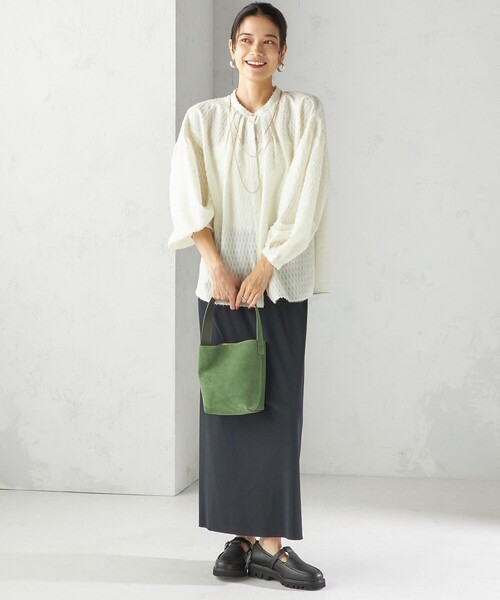 SHIPS(シップス)の「〈手洗い可能〉シアー ジャカード 袖 シャーリング ブラウス(シャツ/ブラウス・レディース・ブラック/オフホワイト/クリーム・ONE SIZE)」の8枚目の写真