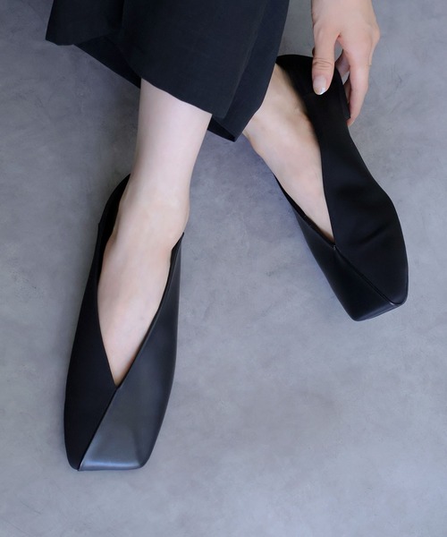 Bulue.(ブルー)の「【Bulue.】2wayスクエアトゥパンプス(パンプス・レディース・ブラック×ブラック/シルバー/ブラック/ベージュ・35/36/37/38/39)」の6枚目の写真