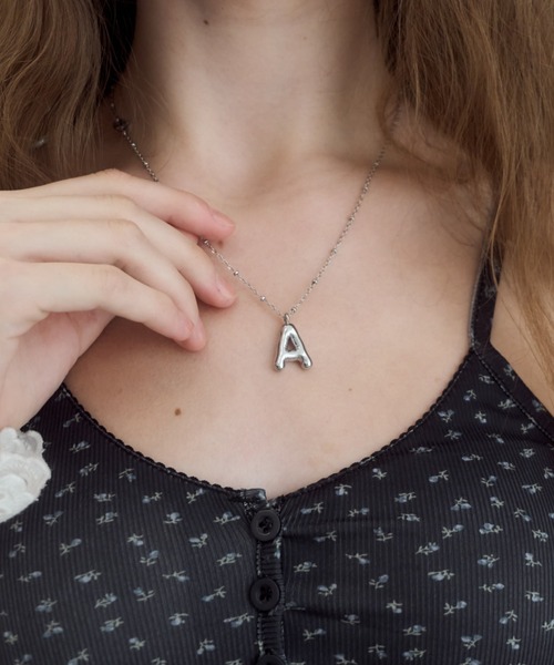 Birthday room（バースデイルーム）の「イニシャルネックレス/initial necklace（ネックレス・レディース・A/S/M/Y/K・FREE）」の6枚目の写真