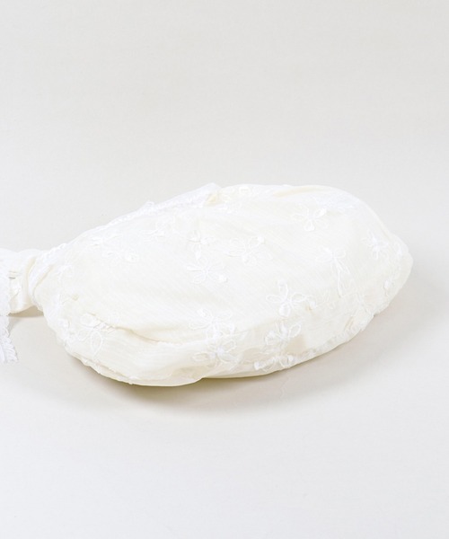 SPINNS（スピンズ）の「レースショルダーバッグ/ローズ（ショルダーバッグ・レディース・アイボリー・ONESIZE）」の13枚目の写真