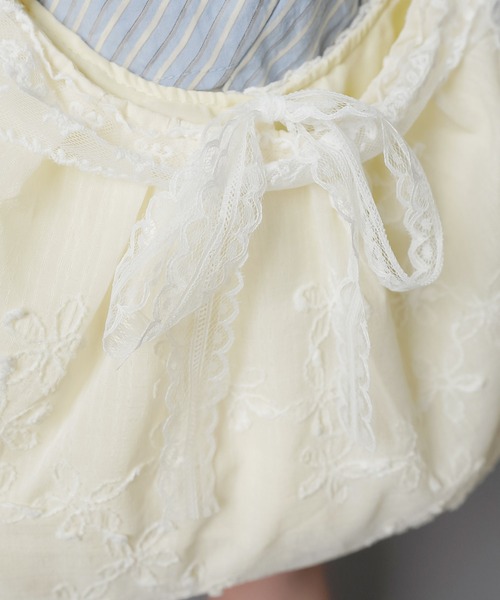 SPINNS（スピンズ）の「レースショルダーバッグ/ローズ（ショルダーバッグ・レディース・アイボリー・ONESIZE）」の5枚目の写真