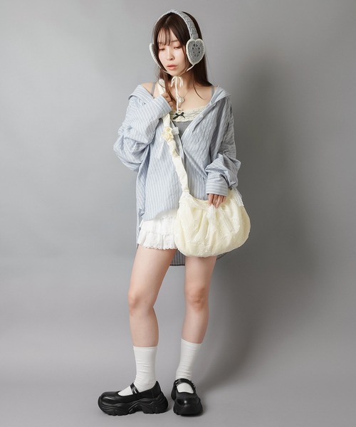 SPINNS（スピンズ）の「レースショルダーバッグ/ローズ（ショルダーバッグ・レディース・アイボリー・ONESIZE）」の8枚目の写真