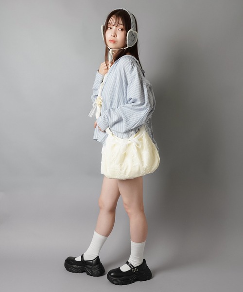 SPINNS（スピンズ）の「レースショルダーバッグ/ローズ（ショルダーバッグ・レディース・アイボリー・ONESIZE）」の9枚目の写真