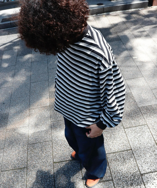 is-ness(イズネス)の「is-ness / イズネス BALLOON STRIPES LONG SLEEVE T-SH(Tシャツ/カットソー・メンズ・ブラック系その他/グリーン系その他/ダークブルー/ライトグレー・LARGE/MEDIUM)」の11枚目の写真