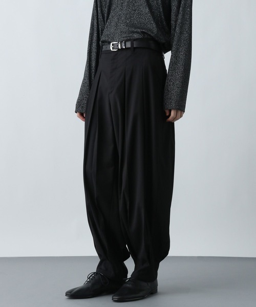 HARE(ハレ)の「【SET UP対応】YOSEバレルパンツ(HARE)(その他パンツ・メンズ・ブラック/グレー系その他/レッド・SMALL/MEDIUM)」の1枚目の写真