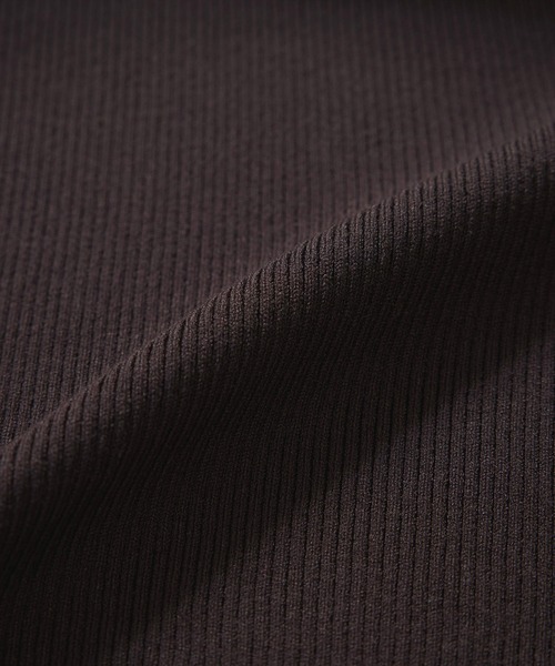 VIS（ビス）の「オフショルダーモチモチリブニット（ニット/セーター・レディース・ブラック/ダークブラウン/グレー/オフホワイト/グリーン系その他・FREE）」の13枚目の写真