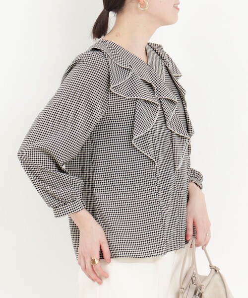 MICO COULIER（ミコクリエ）の「ジョーゼットフリルブラウス（シャツ/ブラウス・レディース・ホワイト系その他/ネイビー/モカ/ライトグレー・38）」の8枚目の写真