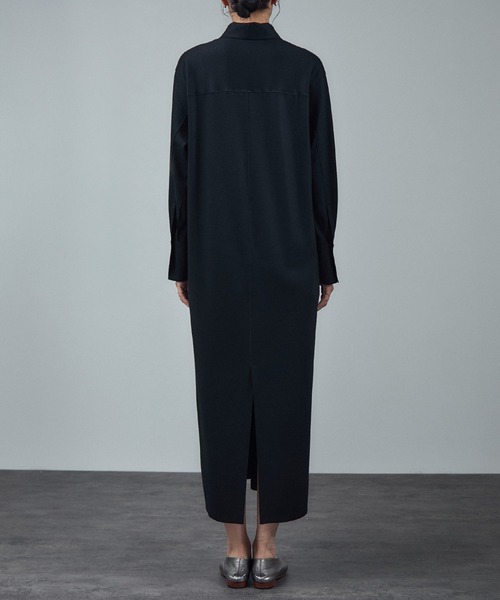 SALON adam et rope'（サロン アダム エ ロペ）の「ミルドジャージシャツワンピース（ワンピース・レディース・カーキ/ブラック・FREE）」の19枚目の写真