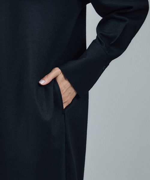 SALON adam et rope'（サロン アダム エ ロペ）の「ミルドジャージシャツワンピース（ワンピース・レディース・カーキ/ブラック・FREE）」の22枚目の写真