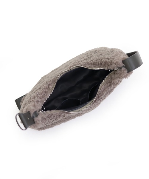 COLDE （コルデ）の「ボアショルダーバッグ（ショルダーバッグ・レディース・チャコール/アイボリー・FREE）」の17枚目の写真