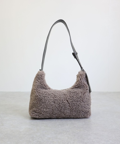 COLDE （コルデ）の「ボアショルダーバッグ（ショルダーバッグ・レディース・チャコール/アイボリー・FREE）」の6枚目の写真