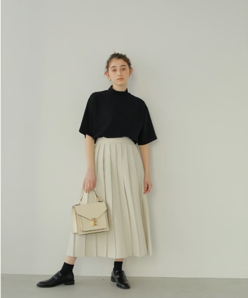 KALENO(カレノ)の「sickly pleats long skirt(スカート・レディース・グレー/ブラック/アイボリー・FREE)」の8枚目の写真