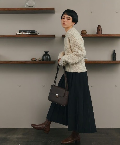 KALENO(カレノ)の「sickly pleats long skirt(スカート・レディース・グレー/ブラック/アイボリー・FREE)」の12枚目の写真