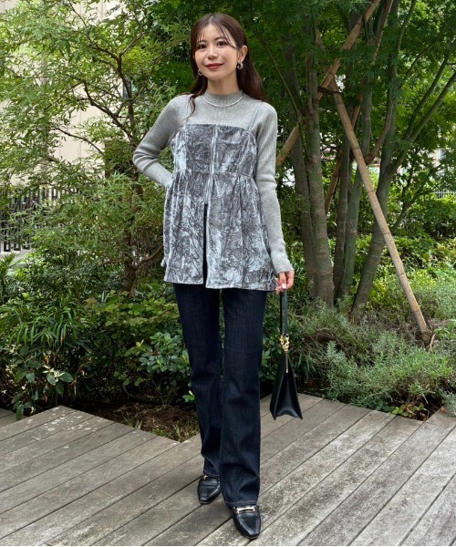 Sirin(シリン)の「【ZOZO限定】クラッシュベロアペプラムビスチェ(その他トップス・レディース・ブラウン/グレー・FREE)」の13枚目の写真