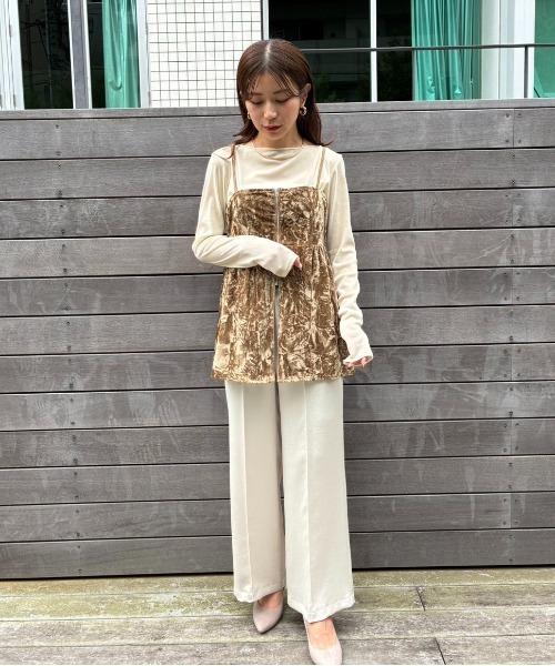 Sirin(シリン)の「【ZOZO限定】クラッシュベロアペプラムビスチェ(その他トップス・レディース・ブラウン/グレー・FREE)」の6枚目の写真