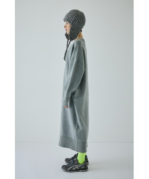 HeRIN.CYE(ヘリンドットサイ)の「V neck knit one piece Vネックニットワンピース(ワンピース・レディース・ブラック/グレー系その他/ホワイト系その他/パープル系その他・FREE)」の9枚目の写真