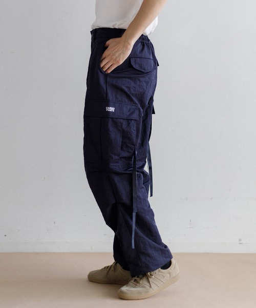 AMERICAN RAG CIE(アメリカンラグシー)の「【MEN】for BAYFLOW 6ポケットカーゴパンツ(カーゴパンツ・メンズ・ネイビー/ブラック・M/L)」の21枚目の写真