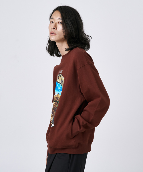 B.C STOCK(ベーセーストック)の「【CALIFORNIA RANCH HOUSE】スラックライン クルーネックスウェット(Tシャツ/カットソー・メンズ・スミクロ/ライトグレー/ボルドー・MEDIUM/LARGE)」の7枚目の写真