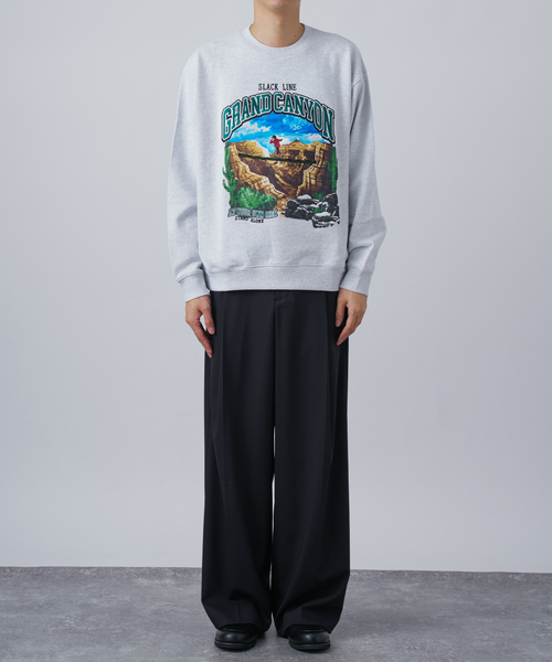 B.C STOCK(ベーセーストック)の「【CALIFORNIA RANCH HOUSE】スラックライン クルーネックスウェット(Tシャツ/カットソー・メンズ・スミクロ/ライトグレー/ボルドー・MEDIUM/LARGE)」の9枚目の写真