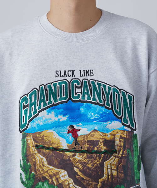 B.C STOCK(ベーセーストック)の「【CALIFORNIA RANCH HOUSE】スラックライン クルーネックスウェット(Tシャツ/カットソー・メンズ・スミクロ/ライトグレー/ボルドー・MEDIUM/LARGE)」の13枚目の写真