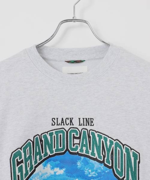 B.C STOCK(ベーセーストック)の「【CALIFORNIA RANCH HOUSE】スラックライン クルーネックスウェット(Tシャツ/カットソー・メンズ・スミクロ/ライトグレー/ボルドー・MEDIUM/LARGE)」の21枚目の写真