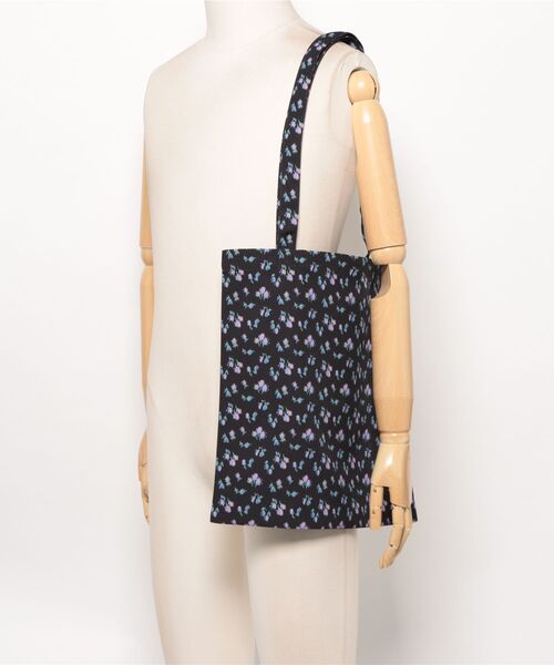 ANNA SUI（アナスイ）の「【LILY BROWN ×ANNA SUI】ロゴトートバック（トートバッグ・レディース・ブラック/ライトブルー/グリーン・FREE）」の4枚目の写真