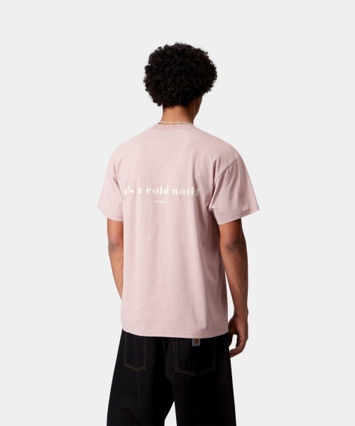 Carhartt WIP(カーハートダブリューアイピー)の「Carhartt WIP S/S COLD WORLD T-SHIRT(カーハートワークインプログレス ショートスリーブ コールドワールド Tシャツ)(Tシャツ/カットソー・メンズ・グリーン系/ピンク系・SMALL/MEDIUM/LARGE/X-LARGE)」の9枚目の写真