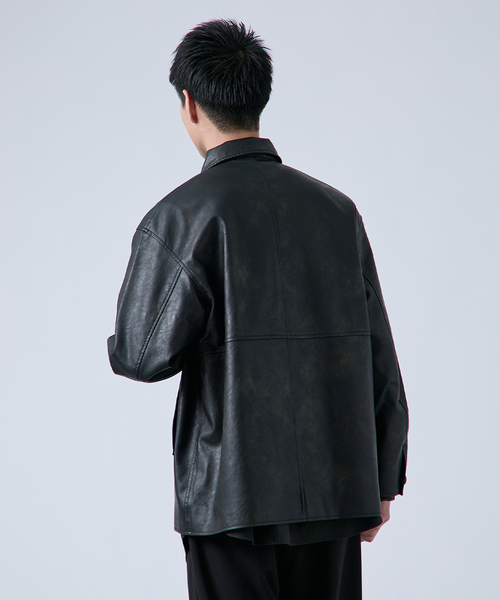 B.C STOCK（ベーセーストック）の「フェード加工 フェイクレザーカーコート（ライダースジャケット・メンズ・ブラック・LARGE/MEDIUM）」の10枚目の写真