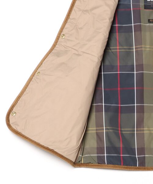 Barbour(バブアー)の「Wilmaキルティング ベスト(レディース)(その他アウター・レディース・ベージュ/ブラック・10/8)」の6枚目の写真