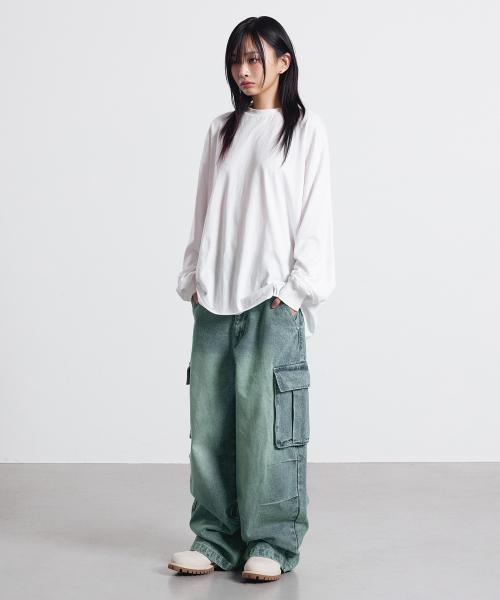 F.ILLUMINATE（フィルミネイト）の「ツーピンタックウォッシュドデニムカーゴパンツ-ブラック（デニムパンツ・メンズ・その他・LARGE/SMALL/MEDIUM）」の5枚目の写真
