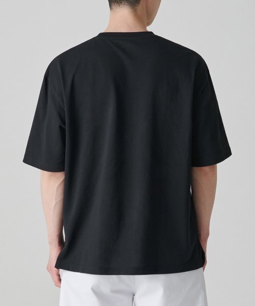 MUSINSA STANDARD（ムシンサスタンダード）の「[クールタンダード] リラックスフィットクルーネックピケTシャツ [ブラック]（Tシャツ/カットソー・メンズ・その他・SMALL/MEDIUM/LARGE/X-LARGE/XX-LARGE/XXX-LARGE）」の3枚目の写真